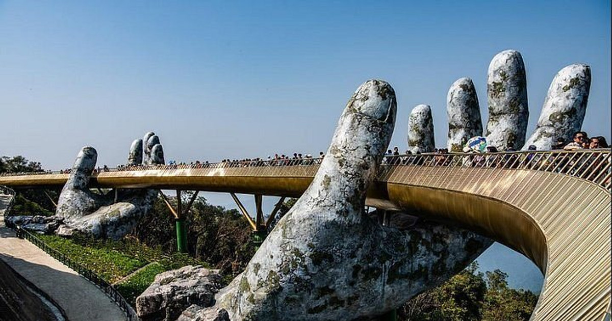 Quốc khánh 2/9: từ Đà Nẵng gần đến Paris xa trên bản đồ du lịch Việt