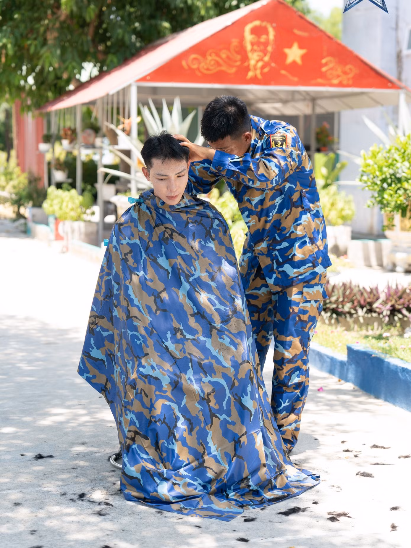 Erik gây tranh cãi tại Sao nhập ngũ: Lỗi tác phong và bài học thái độ
