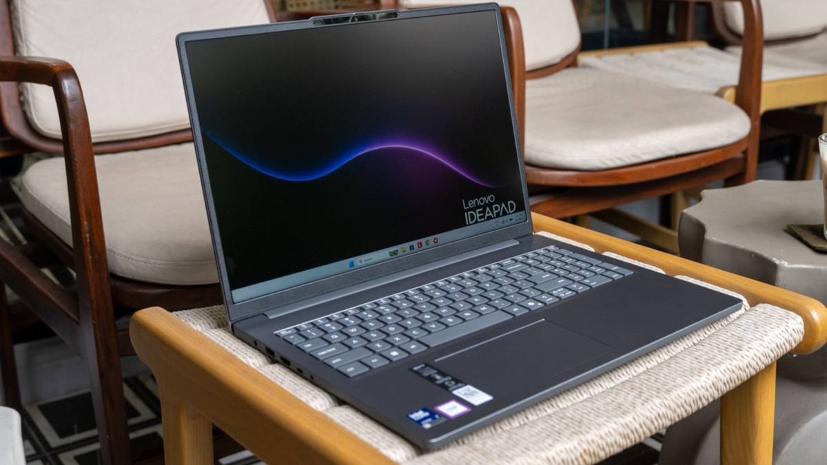 Laptop văn phòng dưới 25 triệu: nên chọn cấu hình nào?