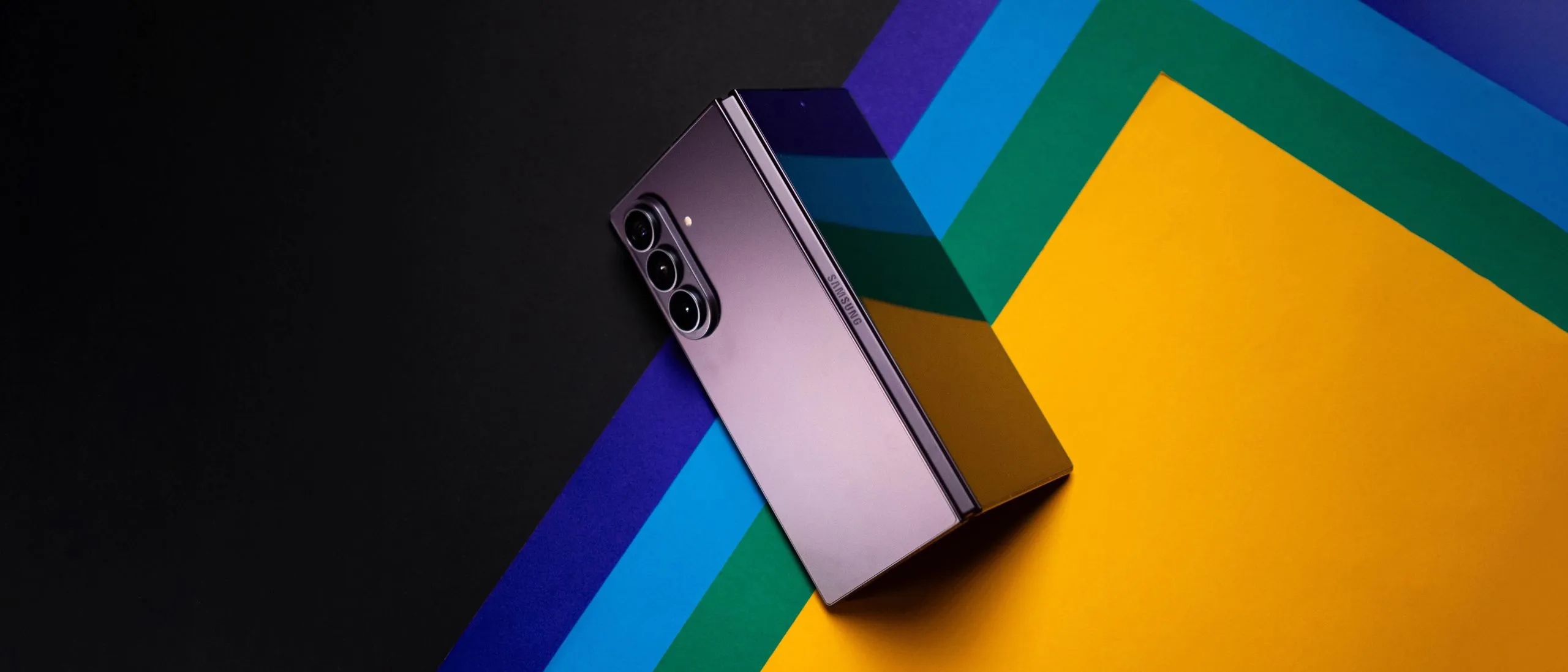 Galaxy Z Fold 8 Ultra hay Z Fold 8: nên chi thêm tiền?