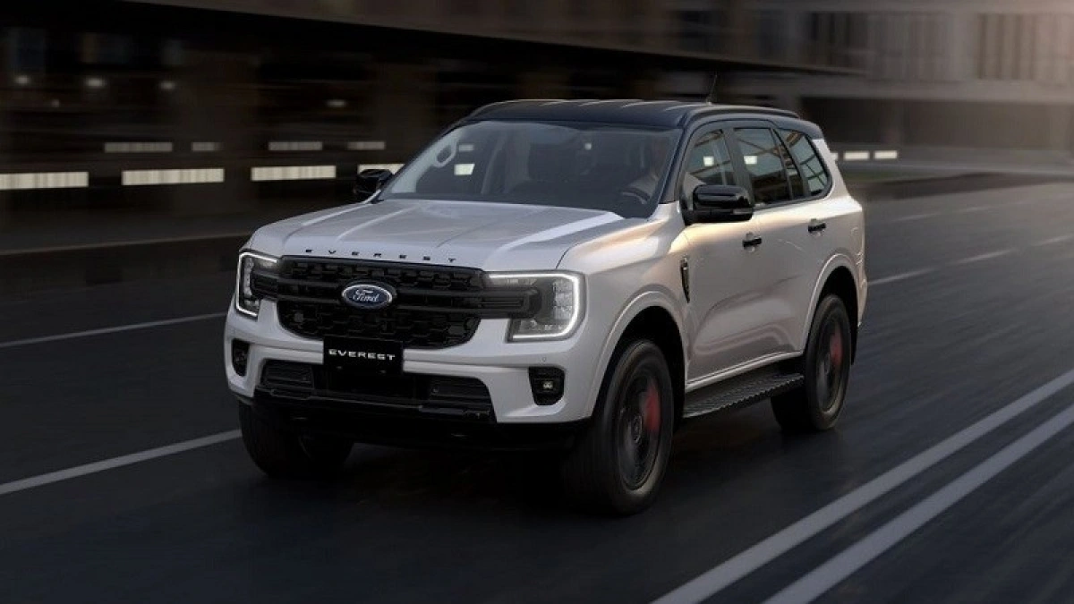 Ford Everest tiếp tục áp đảo phân khúc SUV 7 chỗ