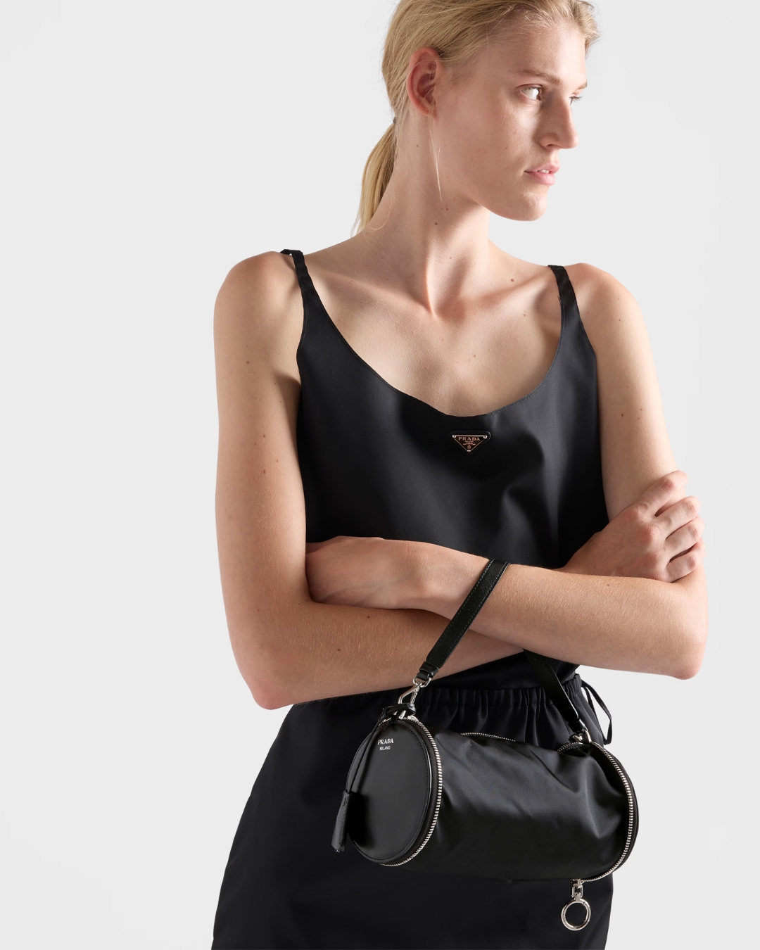 Bộ sưu tập Thu Đông của các nhà mốt: luxury bước vào kỷ nguyên tiện ích
