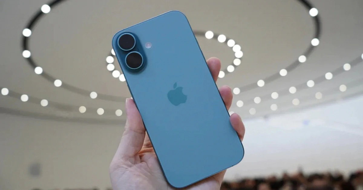 iPhone cũ giảm giá chạm đáy: Mua mẫu nào lời nhất trước khi iPhone mới ra mắt