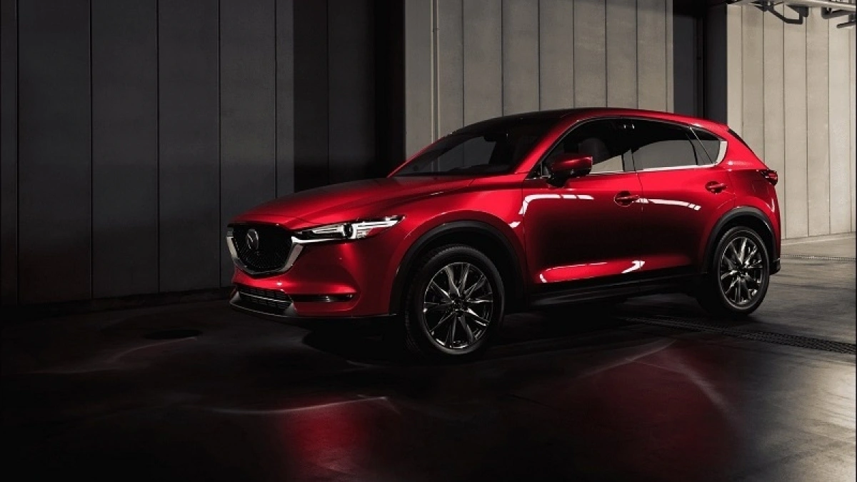 Mazda CX-5 chiếm ngôi vương SUV cỡ trung nhờ chiến lược bán hàng sắc bén