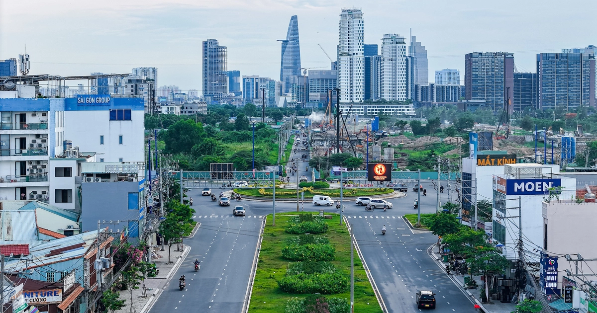 TP.HCM tăng tốc thu ngân sách: ba mũi giáp công để chạm mốc 1 triệu tỷ