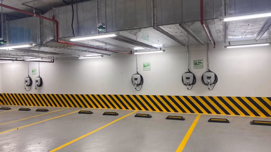 Quy định mới về sạc xe điện tại chung cư: Chủ xe cần chuẩn bị gì từ tháng 12