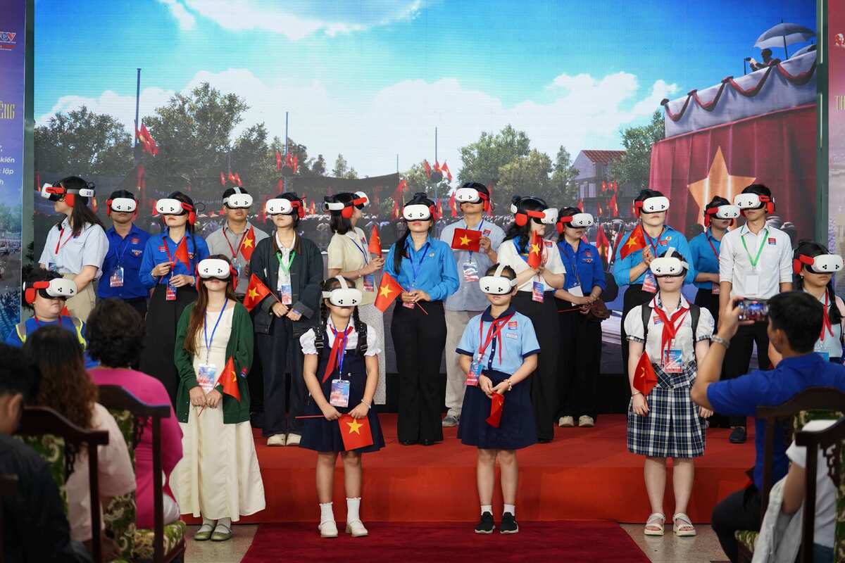 Công nghệ VR tái hiện khoảnh khắc lịch sử tại Dinh Độc Lập