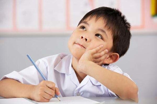 Khi trẻ trả lời sai nhưng lại rất hợp lý