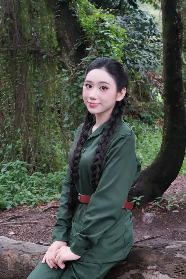 Phương Tuệ Trinh: Cô gái Gen Z đưa nhạc cách mạng lên YouTube