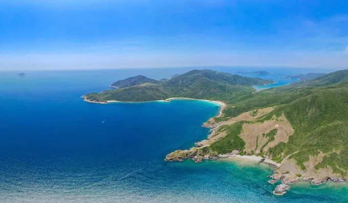 Từ “ném tiền xuống biển” đến thiên đường nghỉ dưỡng trên Hòn Tre