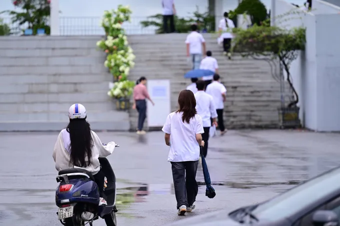 Đề thi Toán lần 2 khó hơn lần 1: Điểm trung bình rơi từ 9,58 xuống 6,24, chỉ 42 thí sinh đạt trên 8