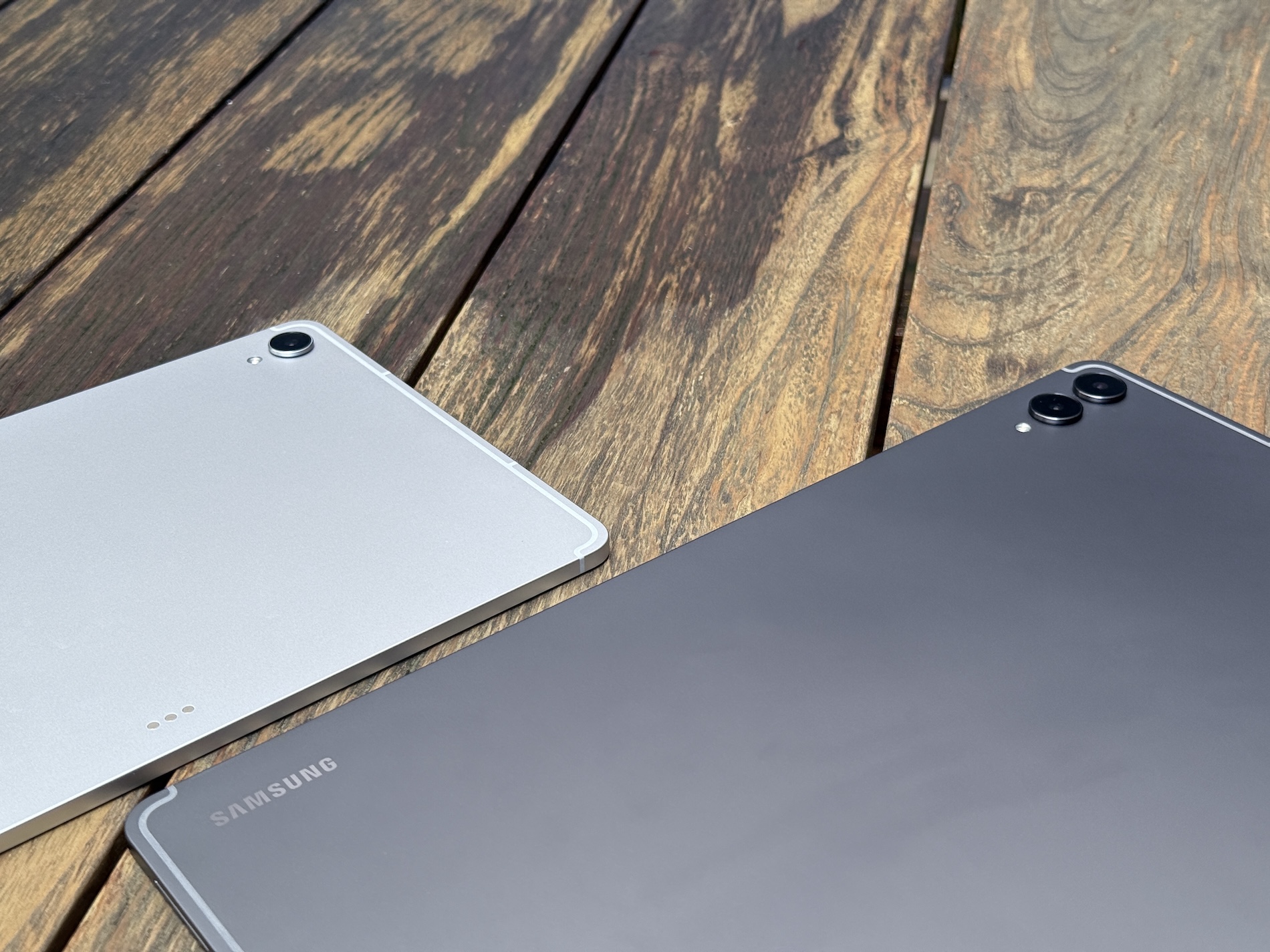 Tablet Skrin Besar: Pertarungan Paparan, Kuasa Cip dan Bateri