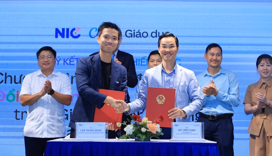 Canva miễn phí cho giáo viên: AI bước vào lớp học như thế nào