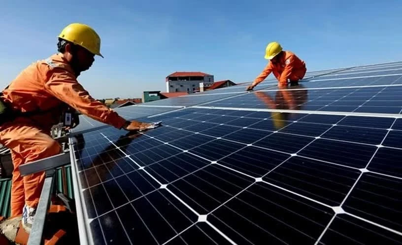 Hà Nội hỗ trợ tối đa 6 triệu đồng lắp điện mặt trời: Lợi ích có đủ lớn?