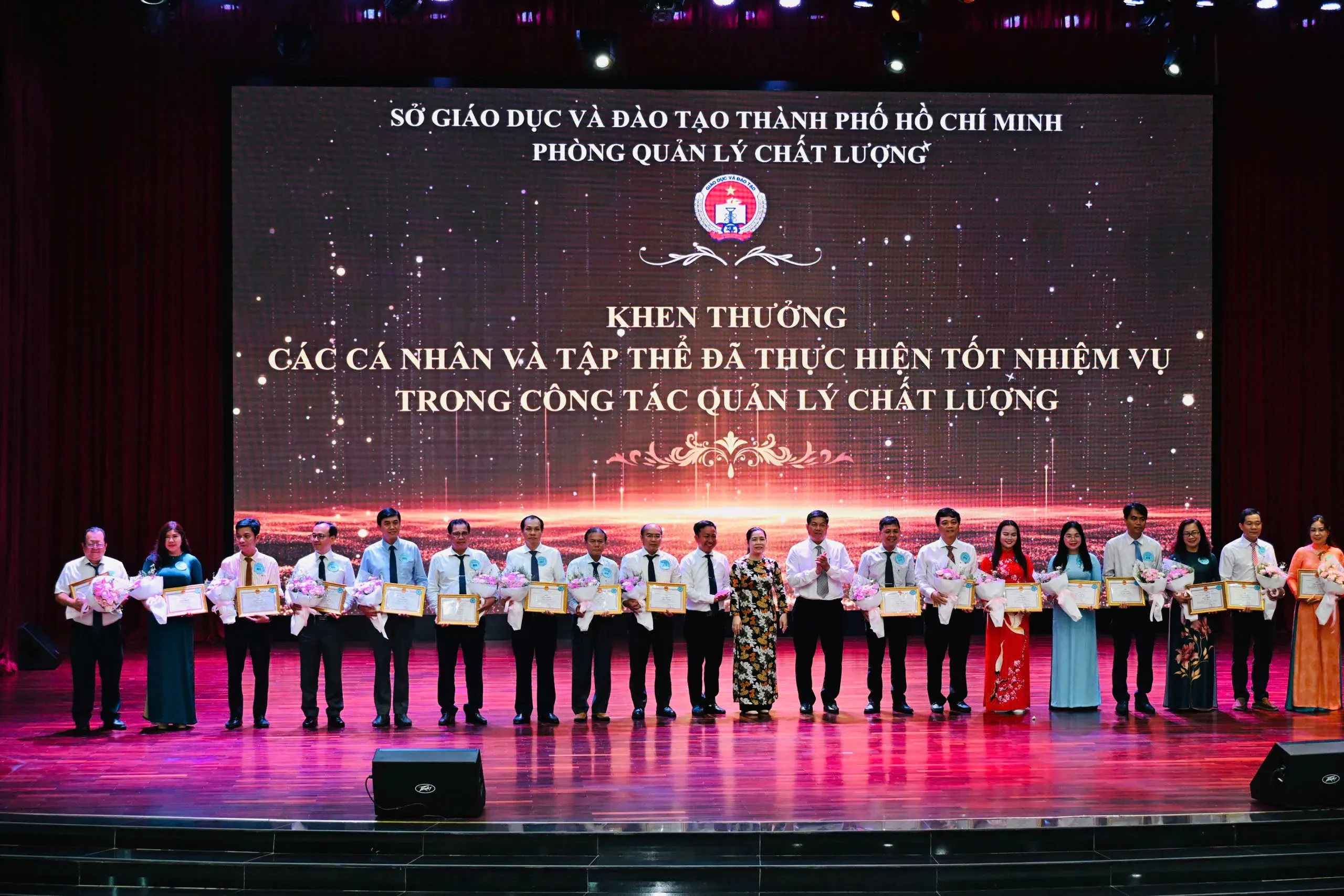 TP.HCM thí điểm thi tốt nghiệp THPT trên máy tính: thời điểm đã chín nhưng hạ tầng chưa kịp