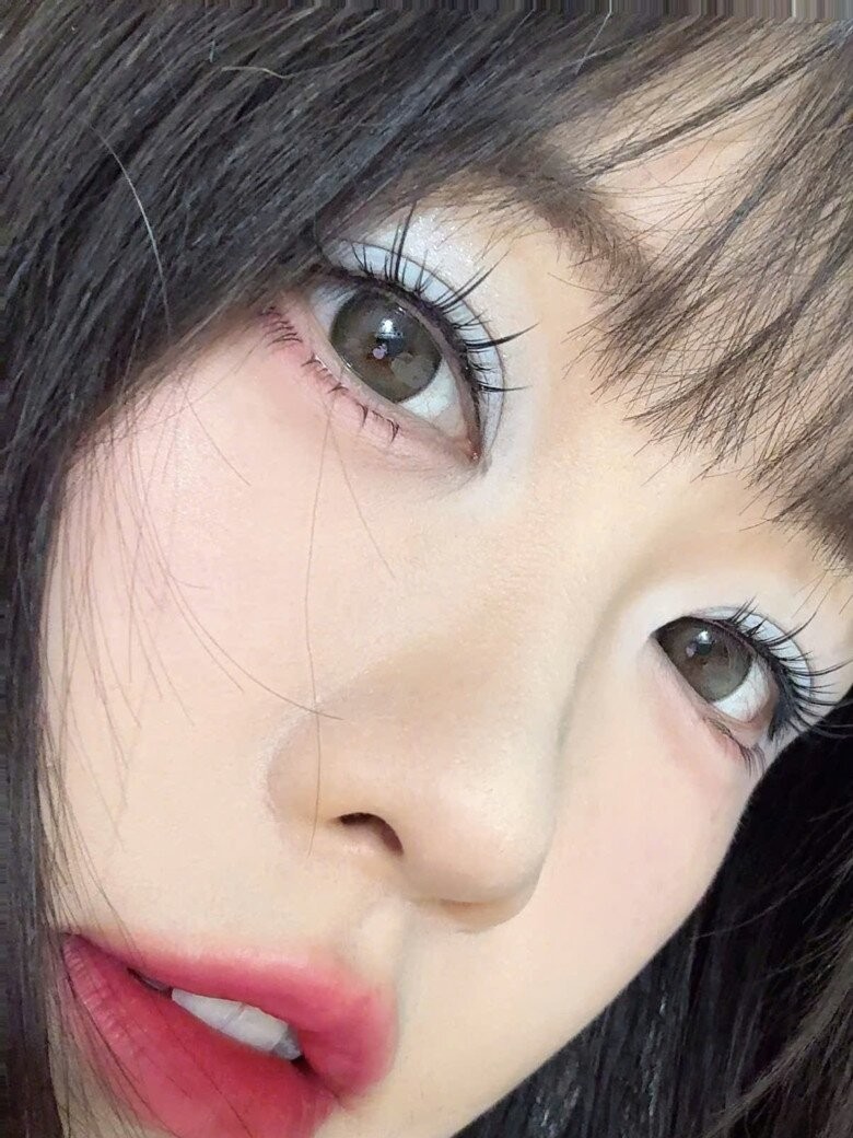 Từ tối giản đến cá tính: cuộc “đổi vai” của makeup
