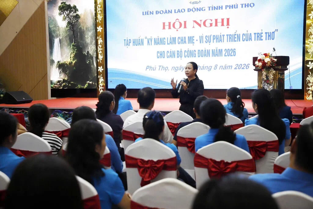 Khi cộng đồng cùng chỉ dạy: Đào tạo kỹ năng nuôi dạy con từ công đoàn đến bản làng