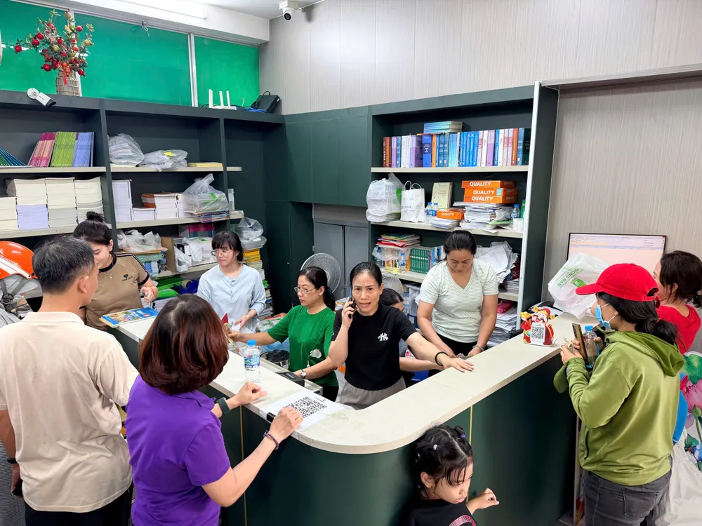 NXB Giáo dục Việt Nam tăng tốc in 9 triệu SGK: có đủ sách cho năm học mới?