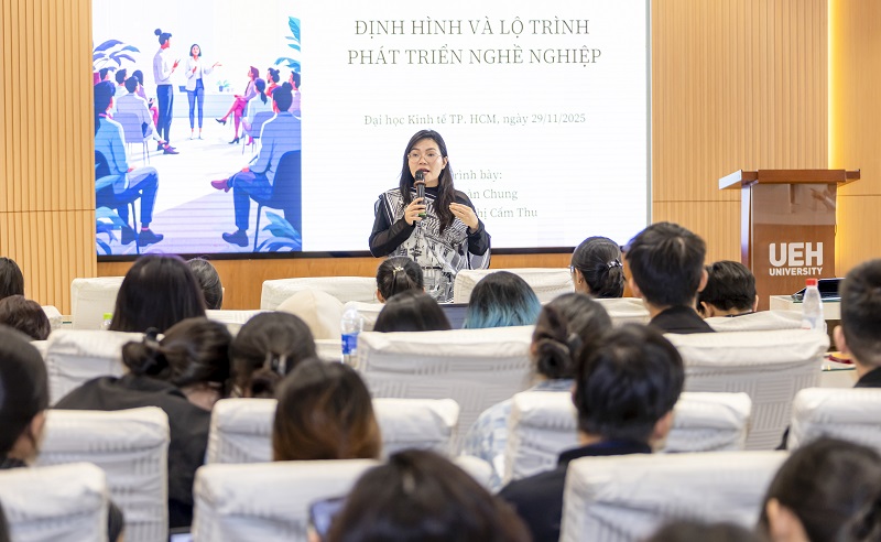 Doanh nghiệp vào lớp học: chuẩn bị kỹ năng thực tế trước khi ra trường
