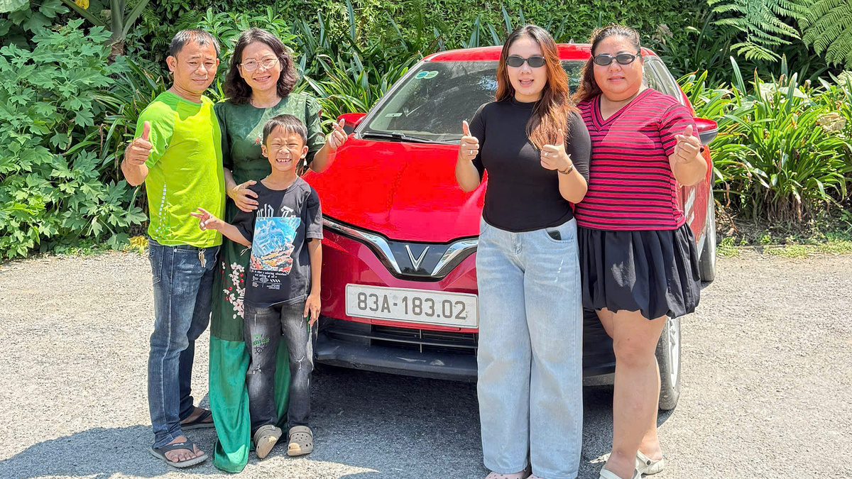 Xe điện đi xa kỷ lục và những chuyến xuyên Việt xoá nỗi lo tầm hoạt động