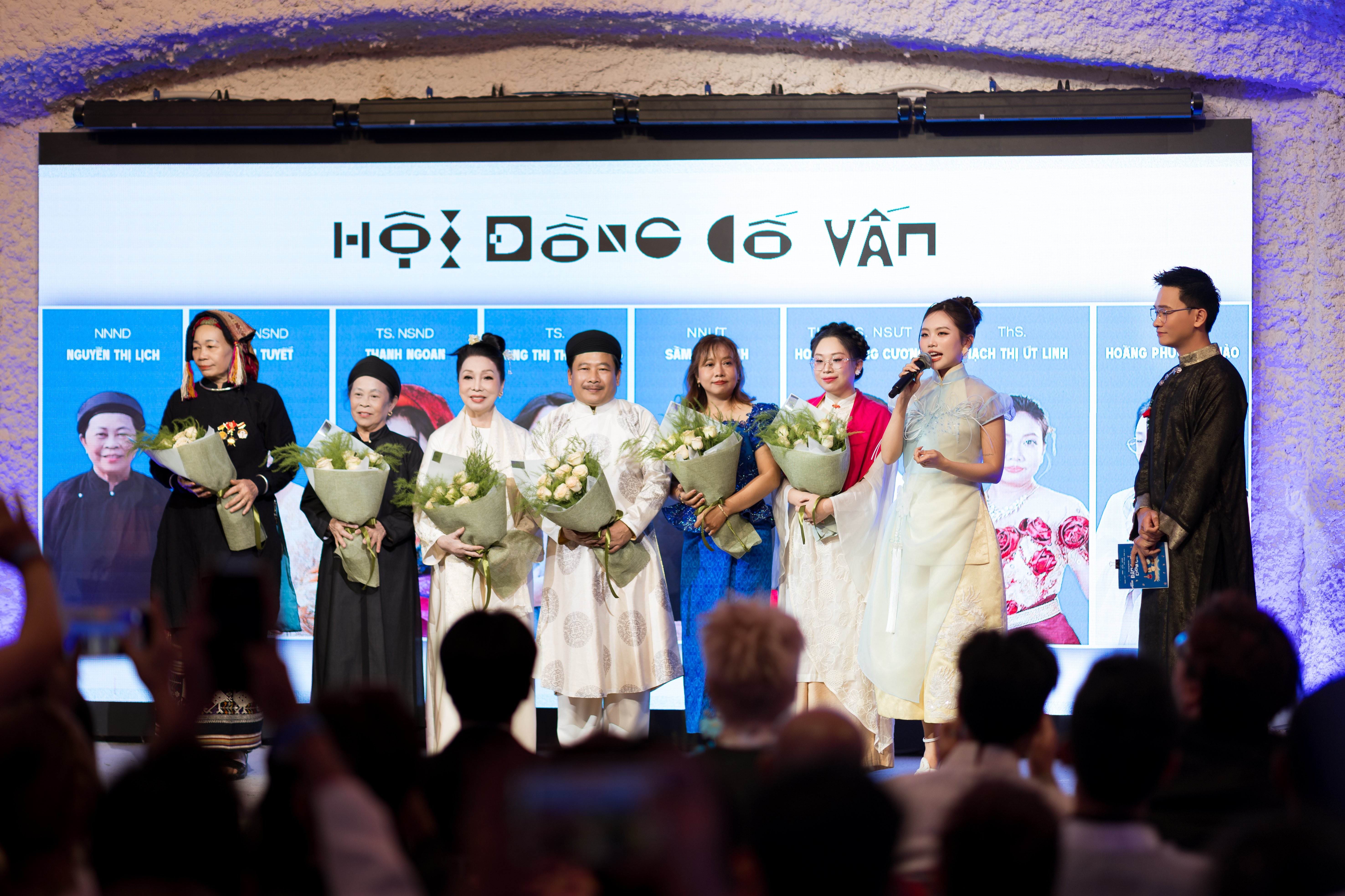 Phương Mỹ Chi và cuộc chơi tái định nghĩa dân ca truyền thống