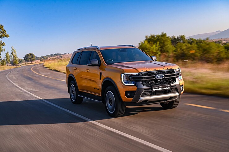 Bảng giá lăn bánh Ford Everest tháng 8: Có đáng mua hơn Palisade và Sorento?