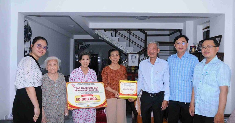 Giải phóng mặt bằng hai tuyến metro TP.HCM: Thưởng 50 triệu có đủ tạo đột phá?