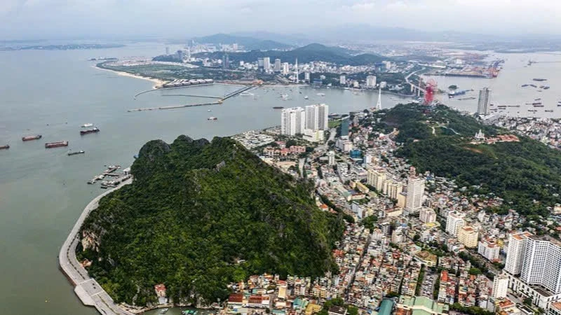 Quảng Ninh thành phố trực thuộc: bốn cực động lực định hình một cực tăng trưởng mới miền Bắc