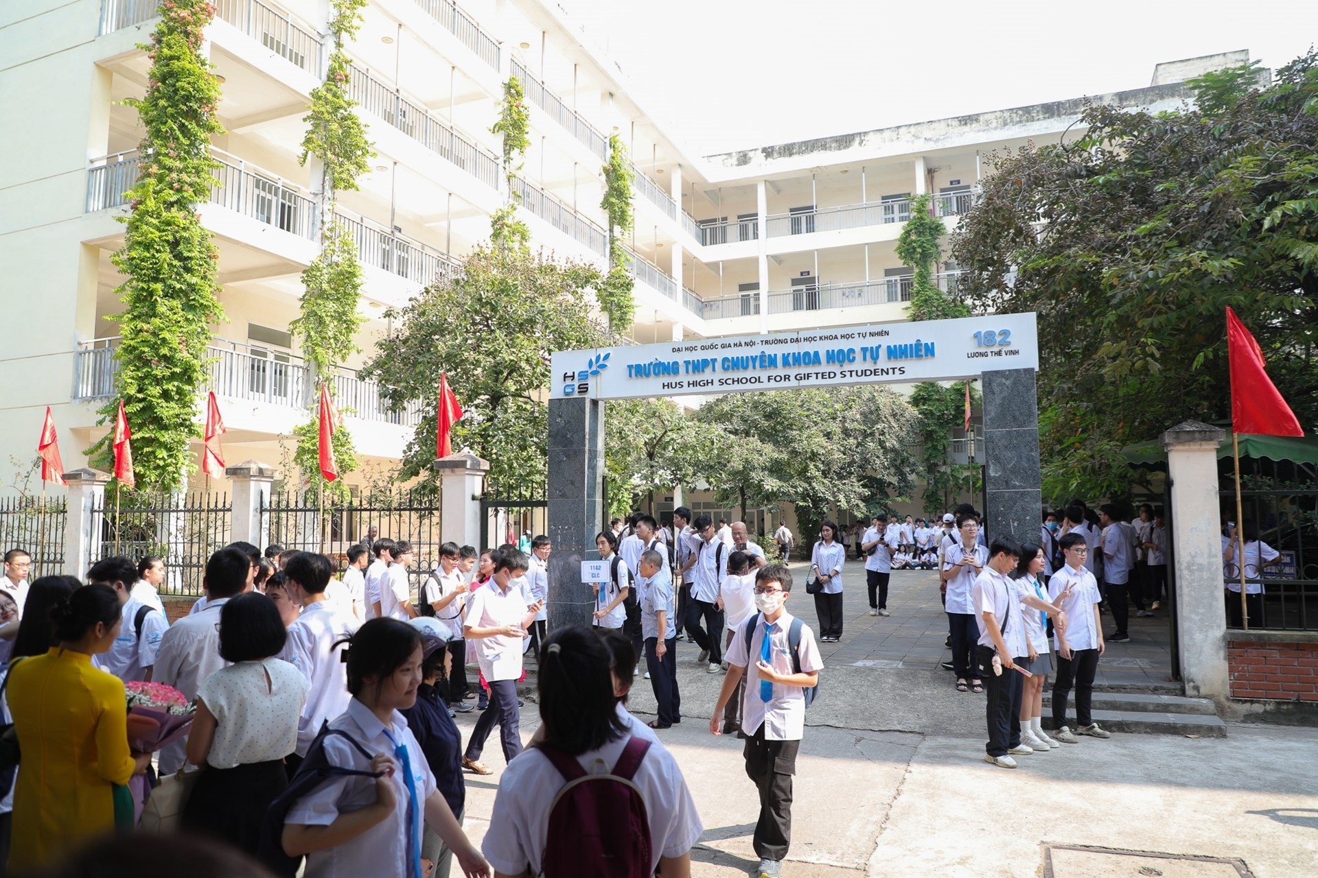 Từ lớp 10 đến huy chương vàng Olympic kinh tế toàn cầu