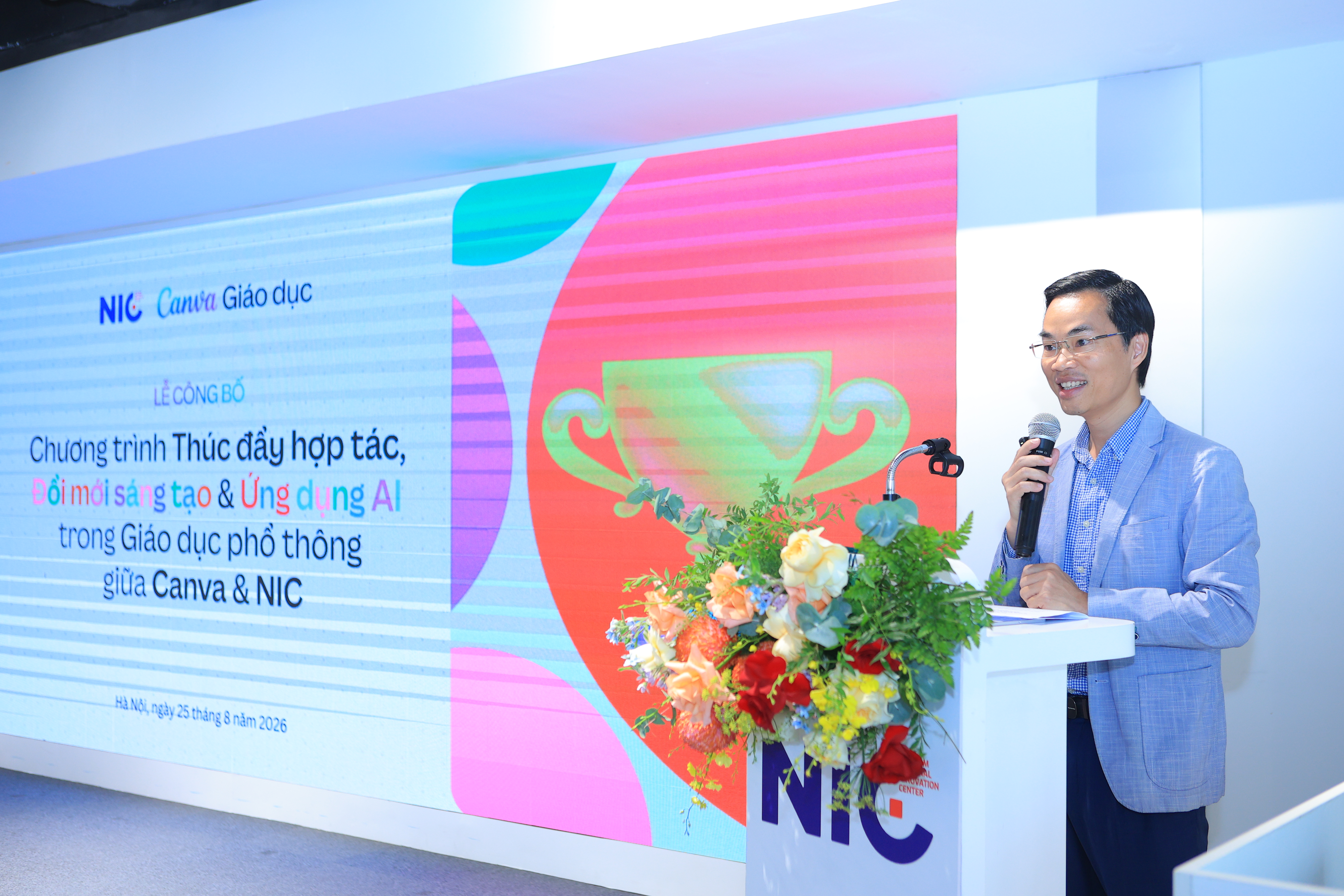 Canva và NIC bắt tay đưa AI thiết kế vào trường học