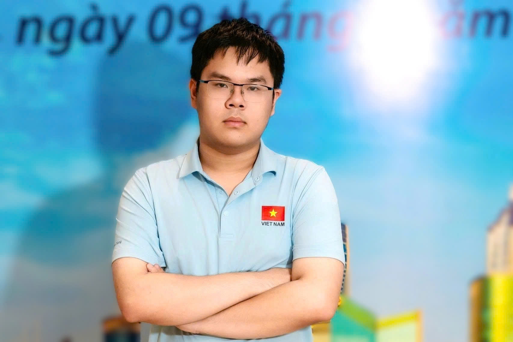 Từ lớp 10 đến huy chương vàng Olympic kinh tế toàn cầu