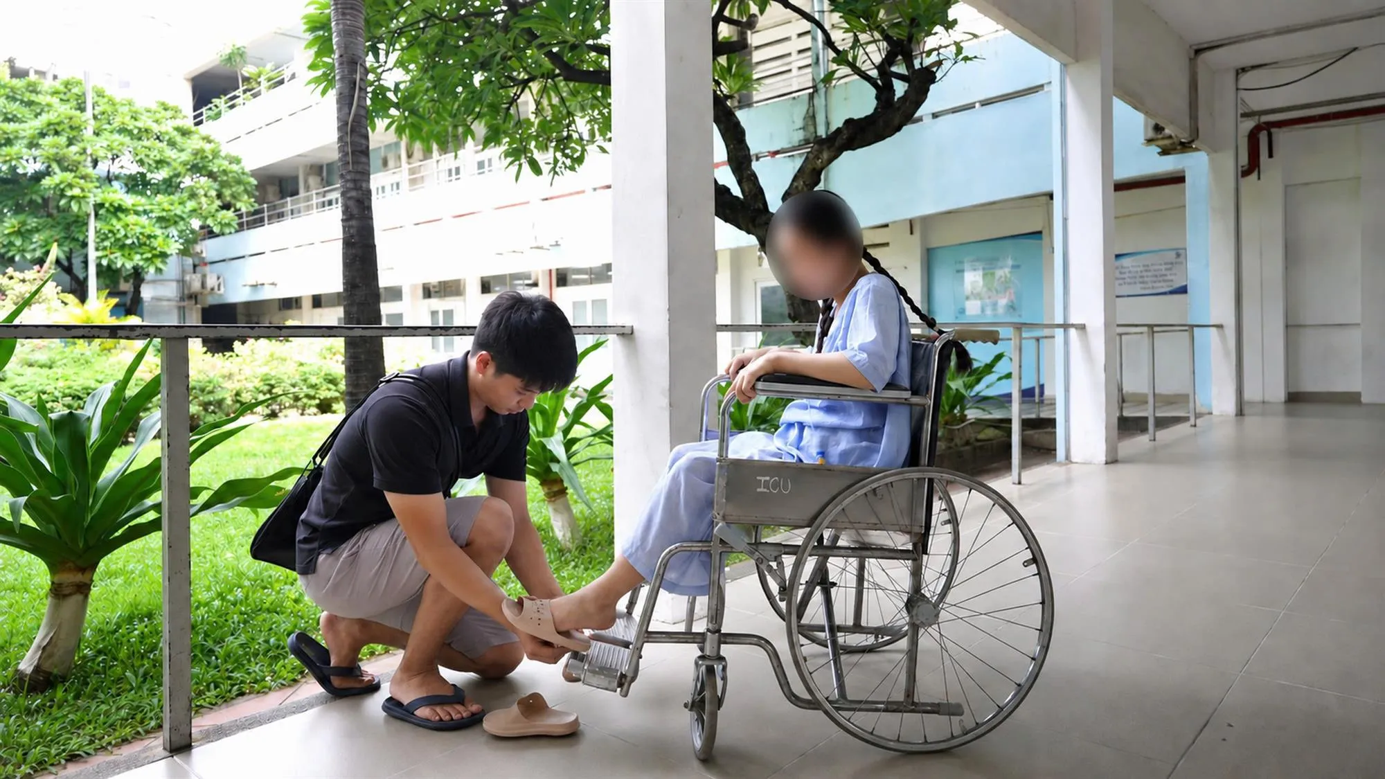 Sốt xuất huyết sau sinh: Khi cuộc chuyển dạ trở thành cuộc chiến giành lại sự sống