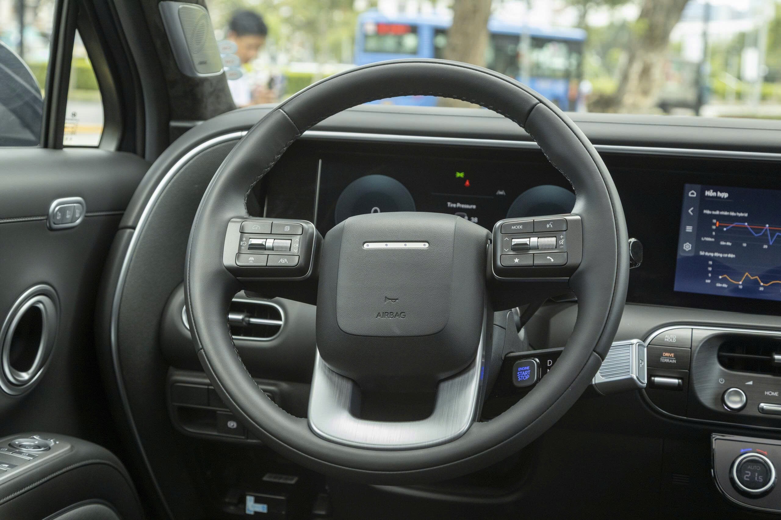 Hyundai Palisade High-Roof: SUV rộng, sang nhưng có quá đà?