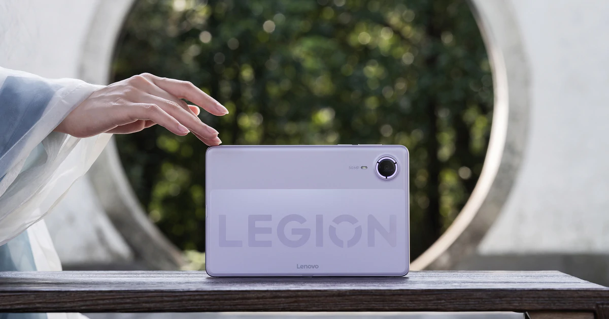 Lenovo Legion Y700 Infinite: tablet chơi game OLED nhỏ gọn có đáng tiền hơn iPad Pro?