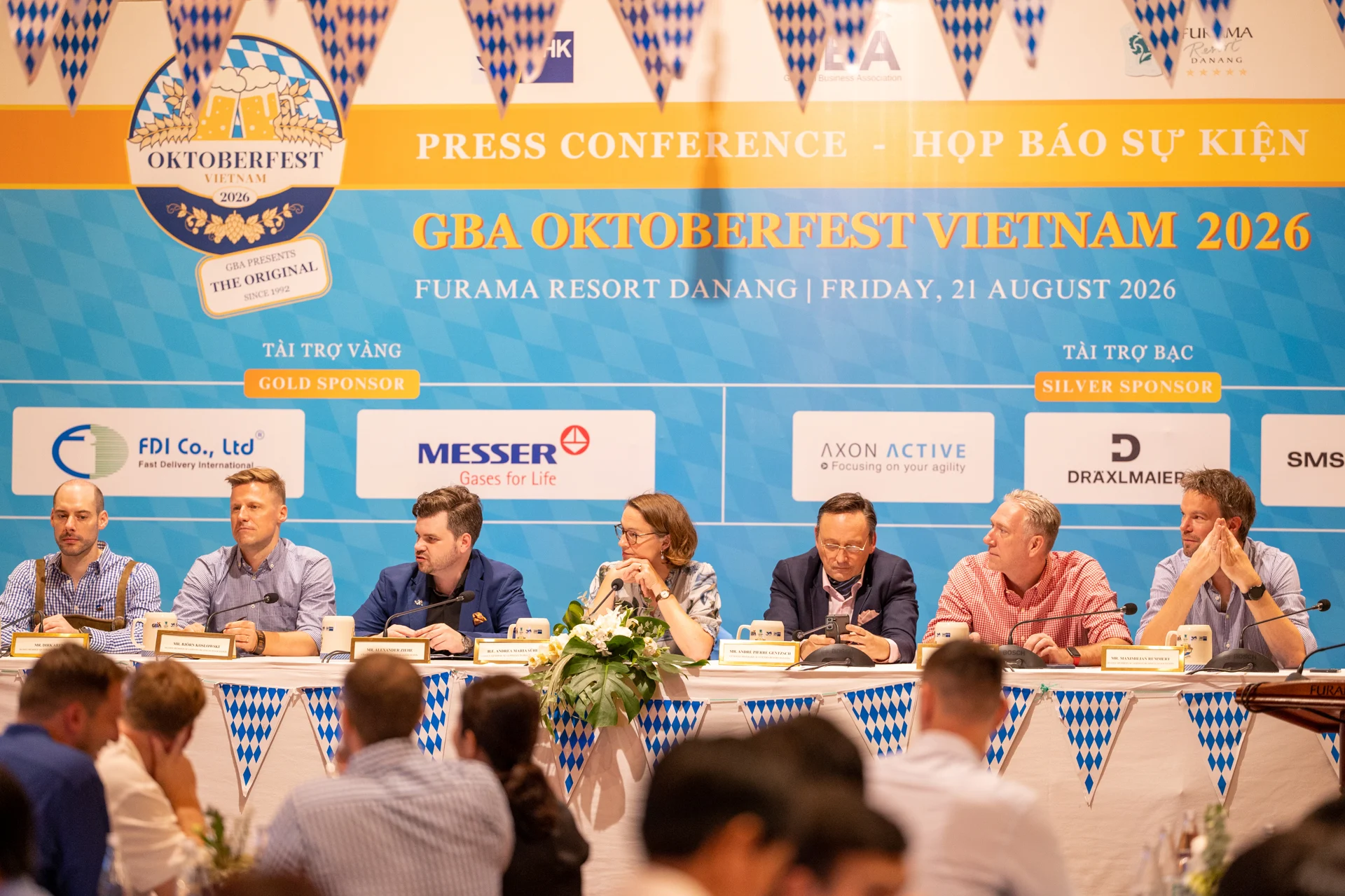 Oktoberfest Vietnam mở rộng: lễ hội bia Đức bùng nổ ở 3 thành phố