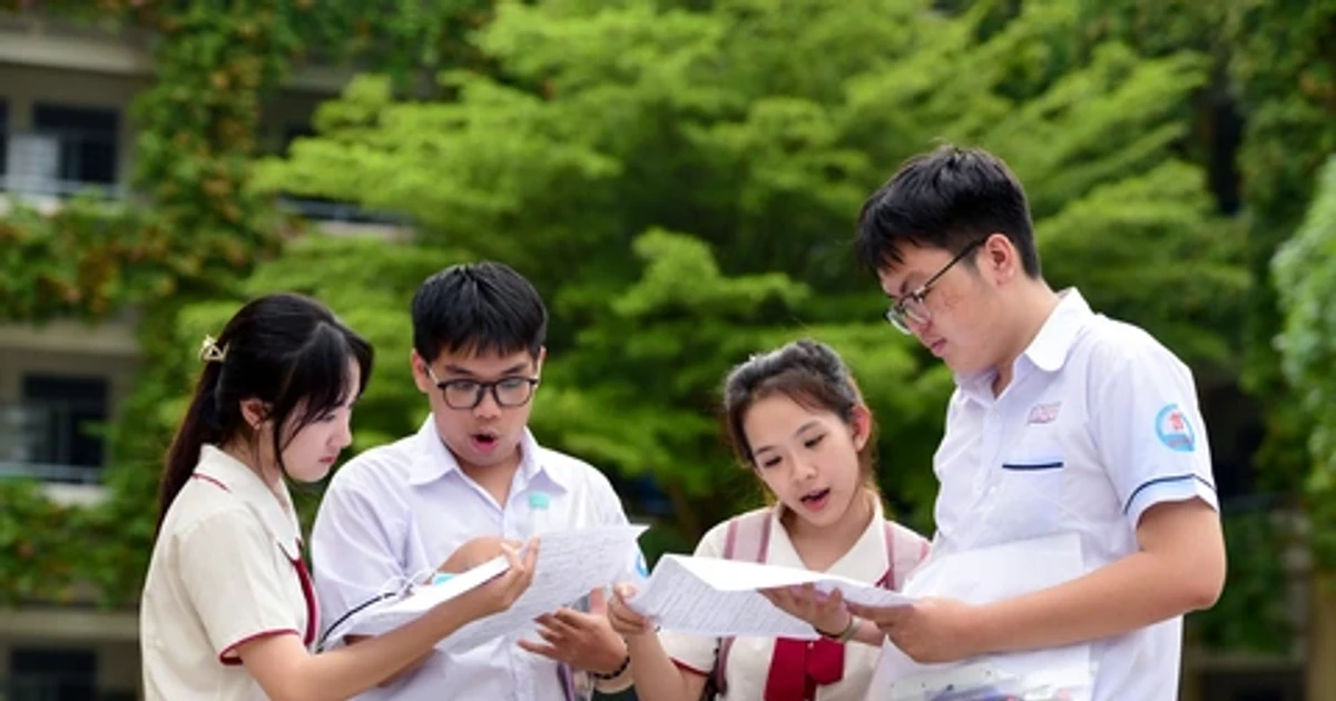 Quy chế mới về trường phổ thông năng khiếu: cơ hội và thách thức