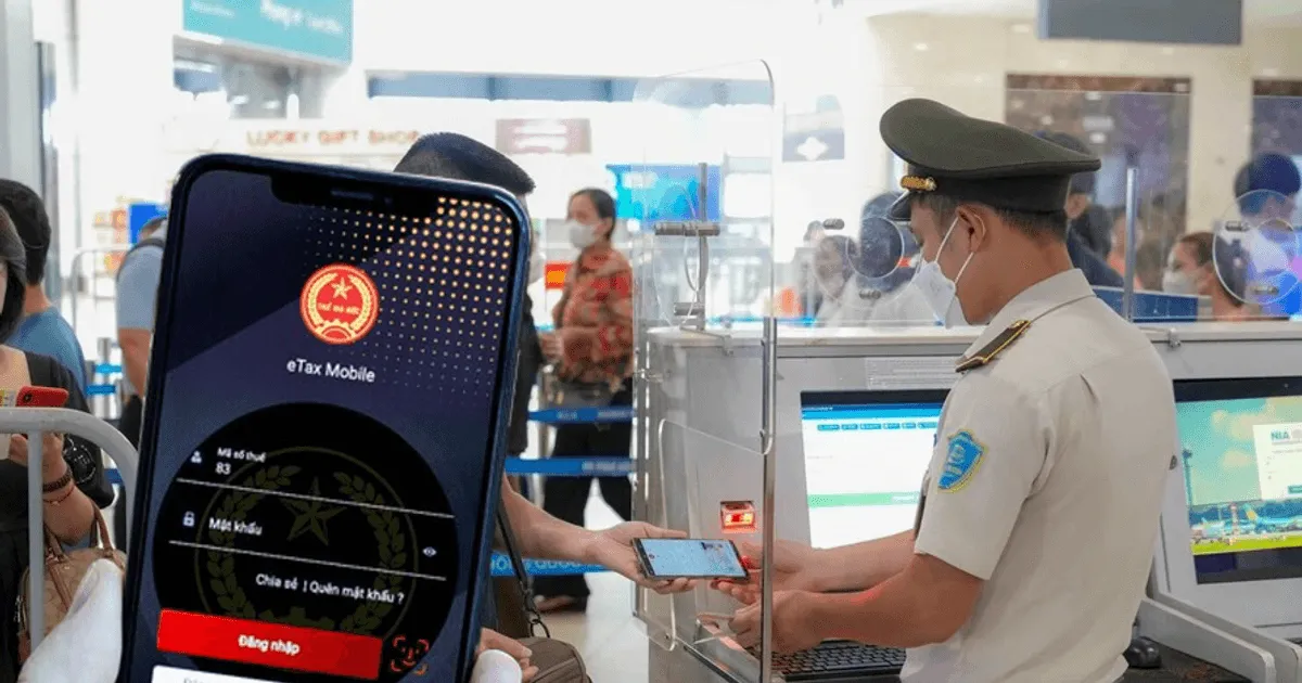 Mua hàng duty-free ở nước ngoài: Đừng nhầm là miễn thuế khi về Việt Nam