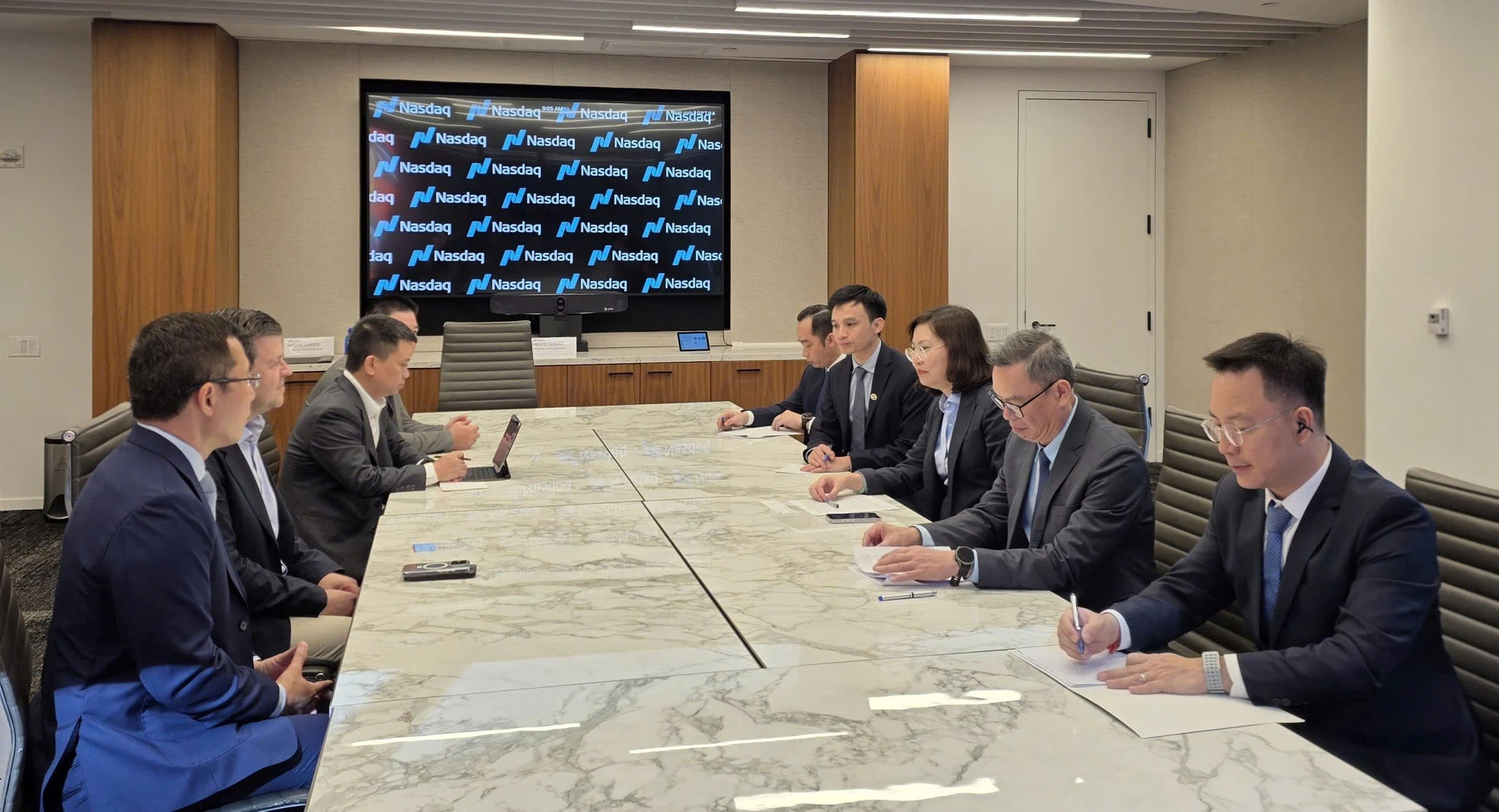 Hợp tác Nasdaq – UBCKNN: bước ngoặt cho doanh nghiệp Việt Nam tiếp cận thị trường vốn quốc tế