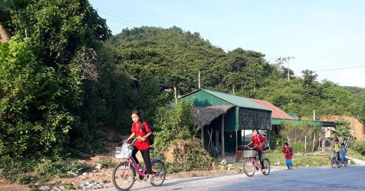 Chính sách hỗ trợ học sinh dân tộc: điểm tựa an sinh giáo dục từ bữa ăn đến học phí