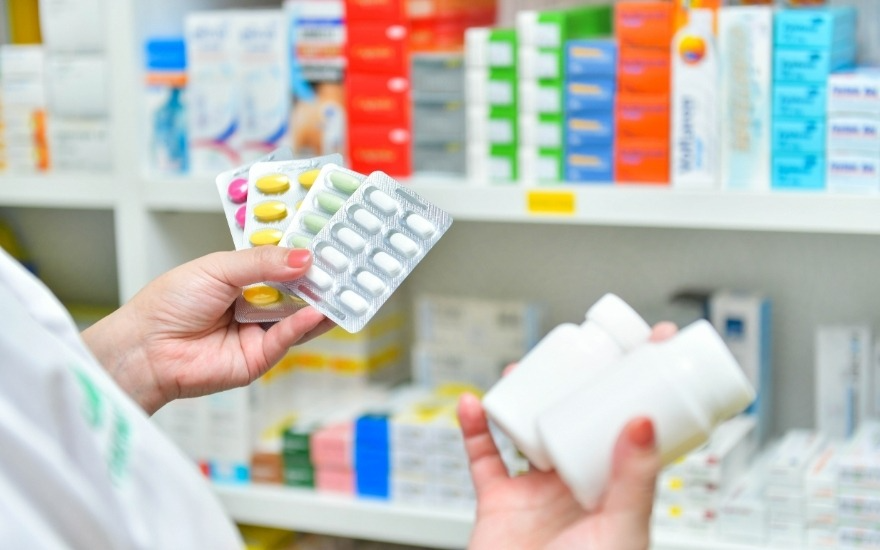 Bệnh nhân huyết áp cao có nên giảm thuốc vào mùa hè?