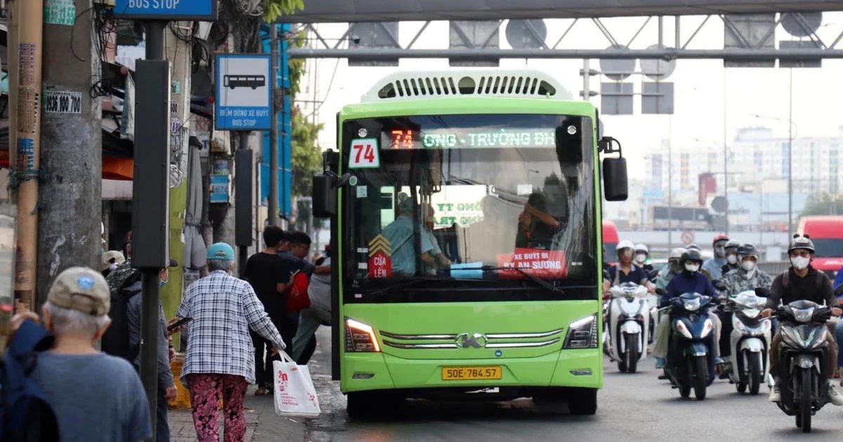 Hà Nội miễn phí xe buýt và metro dịp Quốc khánh: bí kíp di chuyển 0 đồng