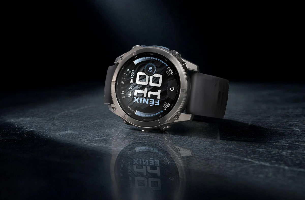 Garmin fēnix 9 Pro: vỏ titanium, màn AMOLED 3.000 nits có đáng tiền?