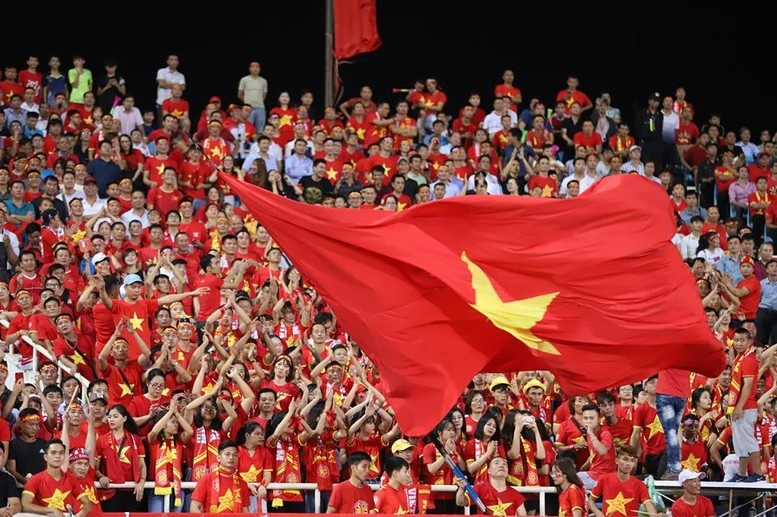 Từ Hà Nội đến Bangkok: Hành trình du lịch cổ vũ ASEAN Cup