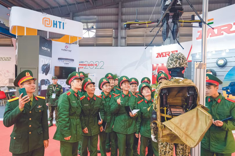 Từ linh kiện nhập khẩu đến công nghệ tự chủ: Hệ sinh thái drone Việt đang hình thành