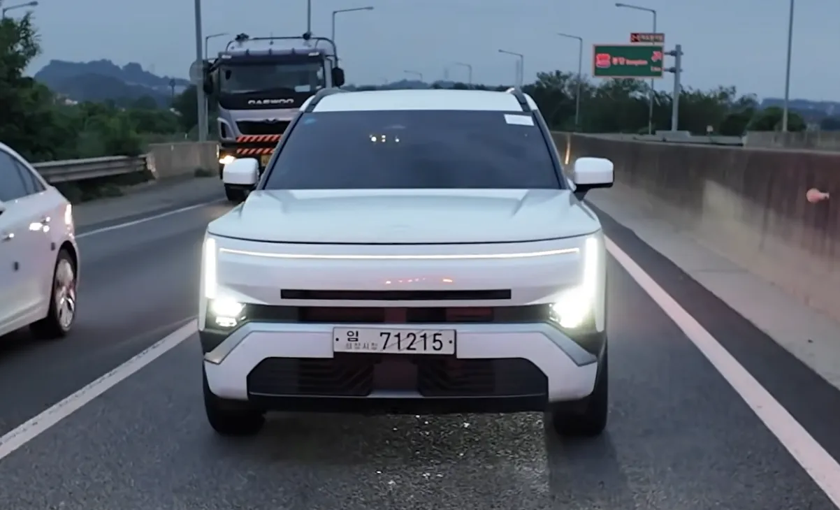 Hyundai Tucson thế hệ 5: Tiểu Santa Fe vuông vức và bản XRT off-road hầm hố