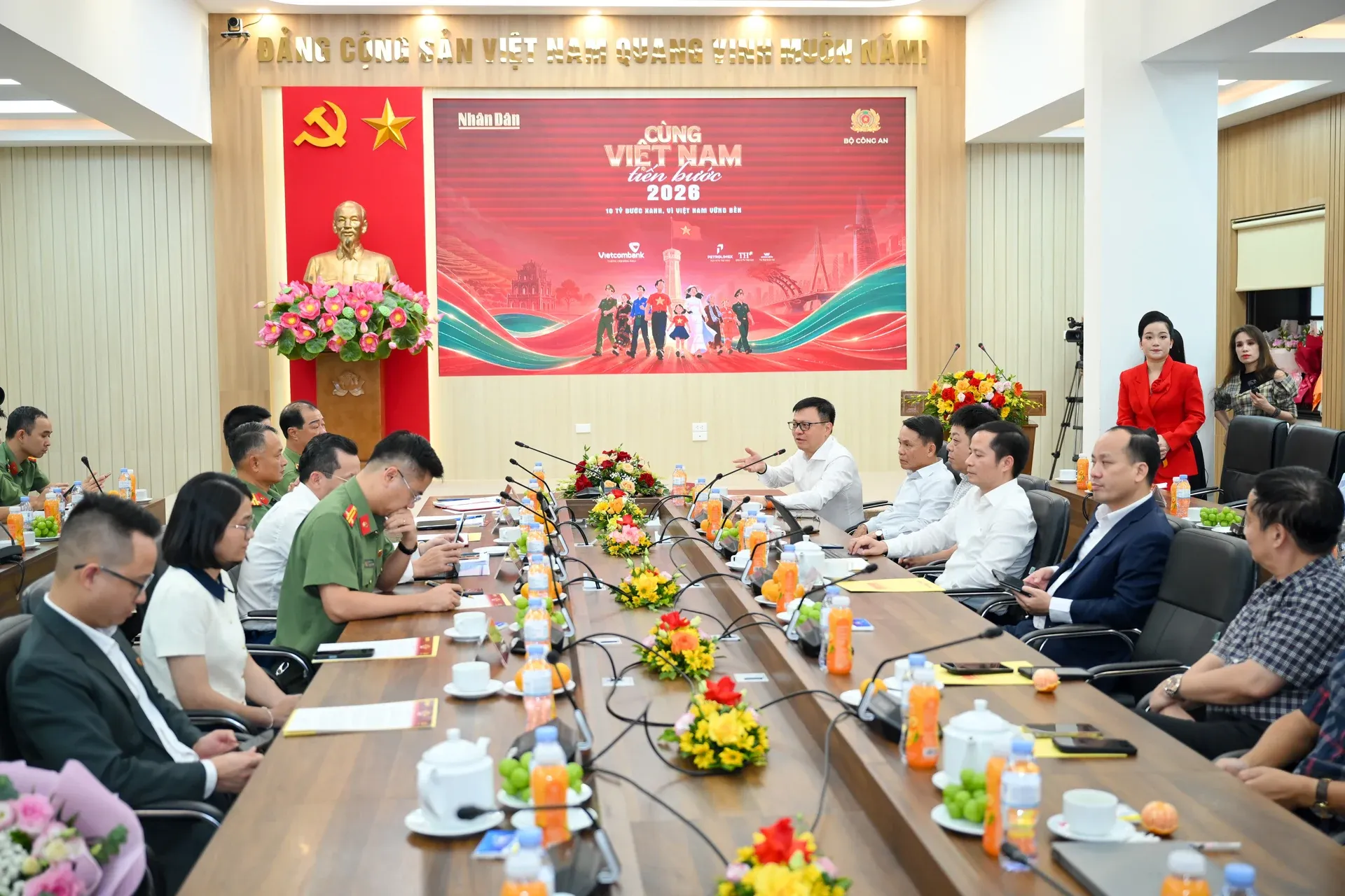 10 tỷ bước xanh: Phong trào đi bộ cộng đồng cho sức khỏe và phát triển bền vững