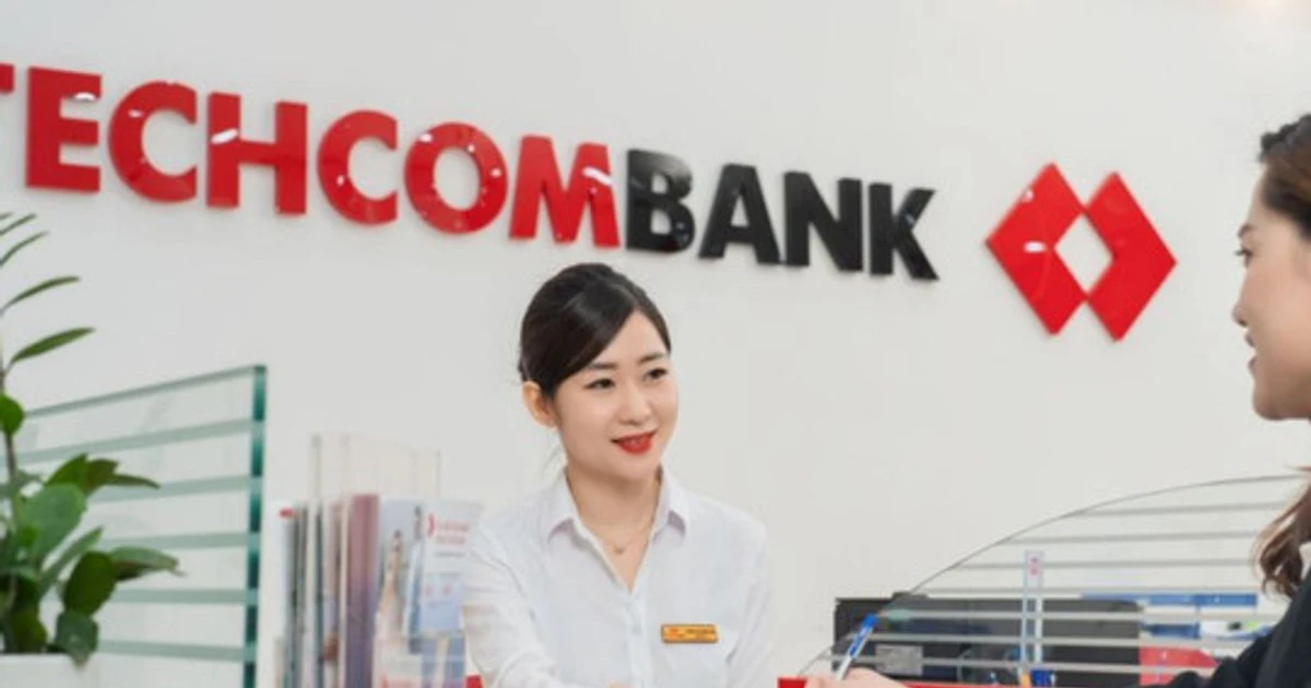 Cuộc đua tăng vốn điều lệ: Techcombank, ABBank và MB đang toan tính gì?