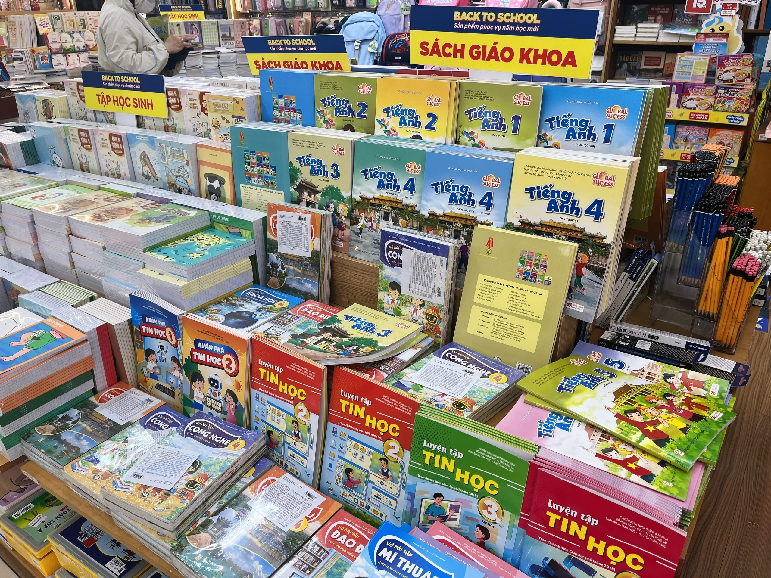 Mượn sách giáo khoa miễn phí ở TP.HCM: Cơ hội lớn, trách nhiệm không nhỏ
