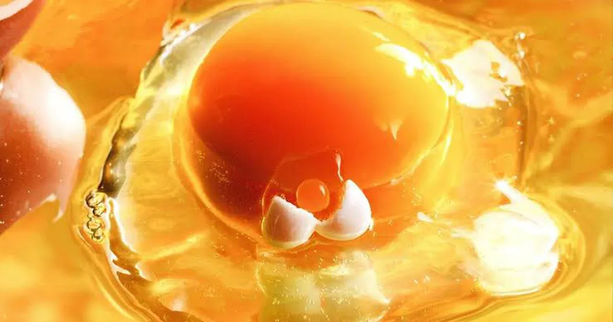 Bữa sáng thông minh với trứng và rau xanh để kiểm soát huyết áp, đường huyết