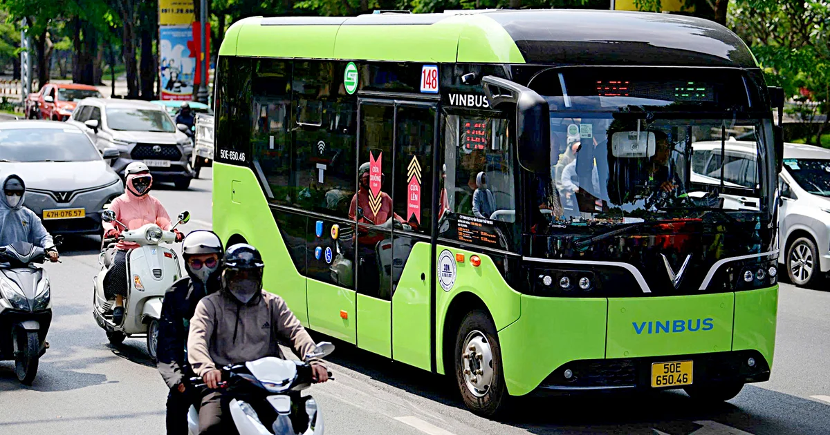 Hướng dẫn dùng xe buýt, metro miễn phí đi xem pháo hoa 2/9 tại TP.HCM